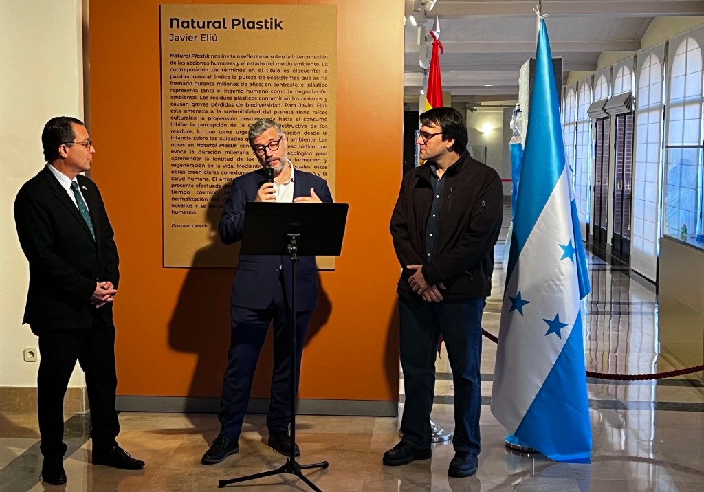 Natural Plastik de Javier&nbsp;Eliú